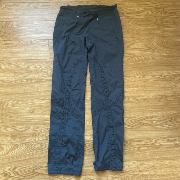 Lululemon tech pants - Picture 2 of 7